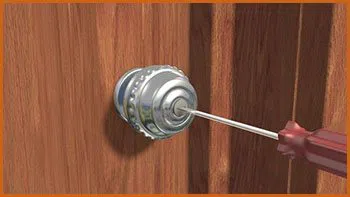 Village Locksmith Store Latonia, KY 859-538-5064 - 7-door-unlock